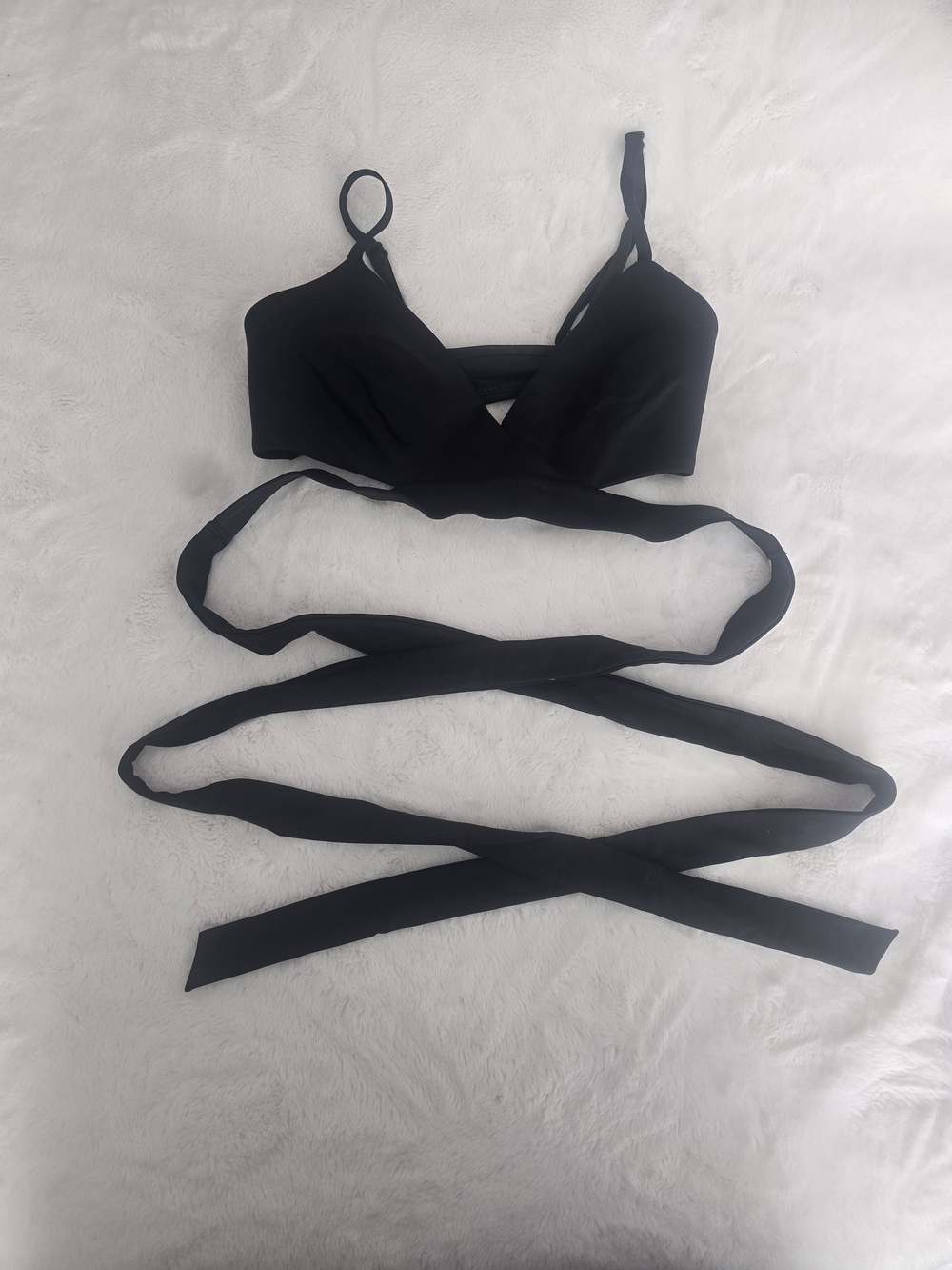 NikeSKIMS MATTE WRAP FRONT BRA (Obsidian / S)